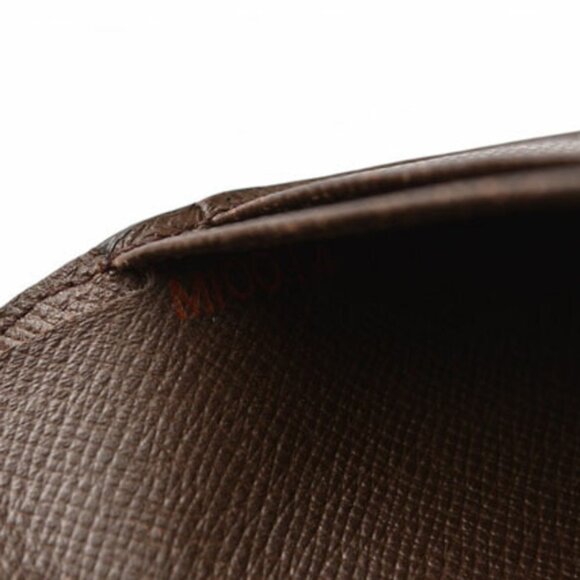 LOUIS VUITTON Brown Damier Wallet - Picture 12 of 14